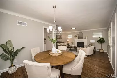 4383 Holly Hills Boulevard, Saint Louis, MO 63116 - Photo 8