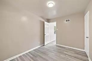 5549 Sapphire Ave, Saint Louis, MO 63136 - Photo 8