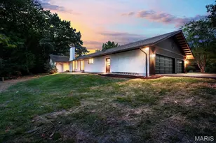 15 Meadowbrook Country Club Estate, Ballwin, MO 63011 - Photo 52