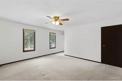 1901 Riverwood Trails Drive, Florissant, MO 63031 - Photo 32