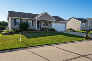 214 Naomi Dr, Truesdale, MO 63380 - Photo 1
