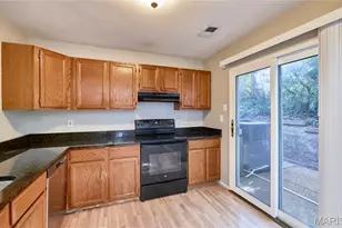 1470 Pine Row Ct, Saint Louis, MO 63146 - Photo 14