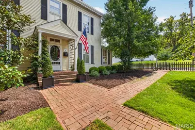 428 N Taylor Avenue, Kirkwood, MO 63122 - Photo 1