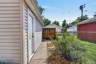 3814 Burgen Ave, Saint Louis, MO 63116 - Photo 36