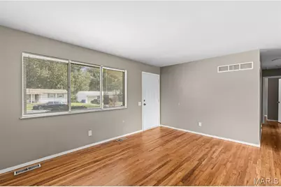 1770 Tahoe Drive, Florissant, MO 63031 - Photo 4