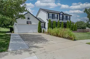 203 Wildflower Ridge Dr, Wentzville, MO 63385 - Photo 4