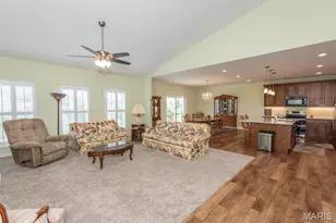 113 Gronefeld Ct, Saint Charles, MO 63303 - Photo 14
