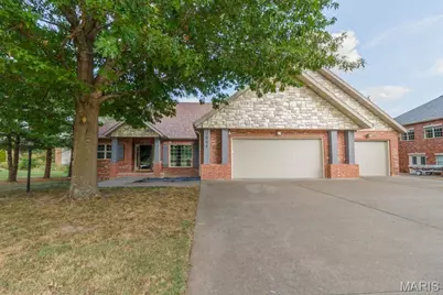 2804 Boardwalk Drive, Lebanon, MO 65536 - Photo 1