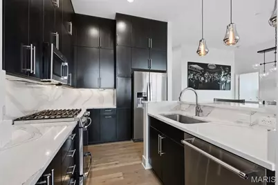 8025 Maryland Avenue #7A, Clayton, MO 63105 - Photo 12