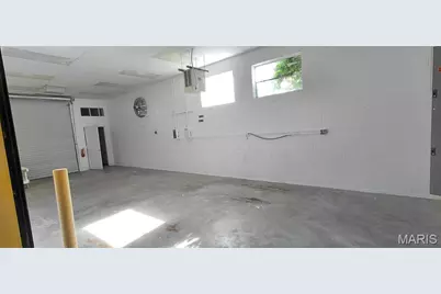 1570 Page Industrial Court, Overland, MO 63132 - Photo 16