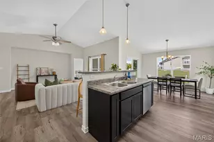 603 Prairiegate Ct, Lake Saint Louis, MO 63367 - Photo 4