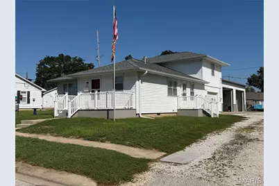 122 W Elm Street, Palmyra, MO 63461 - Photo 1