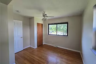 725 Mary Jo Ln, Hazelwood, MO 63042 - Photo 12