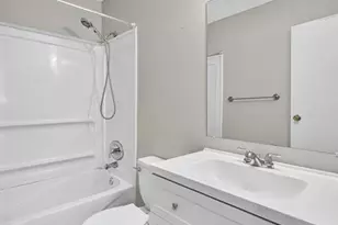 13391 Hiddendale Ln, Ballwin, MO 63021 - Photo 22