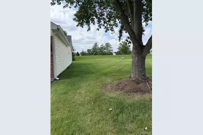 16190 Rose Wreath Lane, Florissant, MO 63034 - Photo 6
