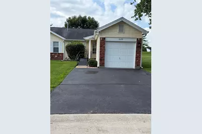 16190 Rose Wreath Lane, Florissant, MO 63034 - Photo 2