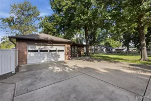 1400 Christine Ave, Des Peres, MO 63131 - Photo 24