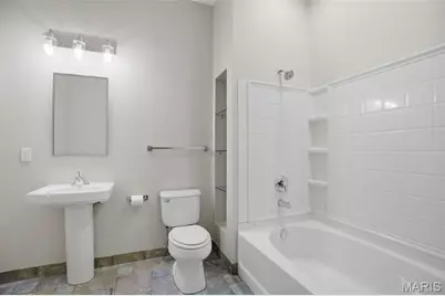 2020 Washington Avenue #207, Saint Louis, MO 63103 - Photo 18