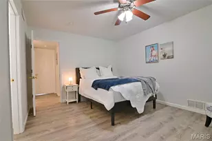 1963 Greenpoint Dr, Saint Louis, MO 63122 - Photo 12