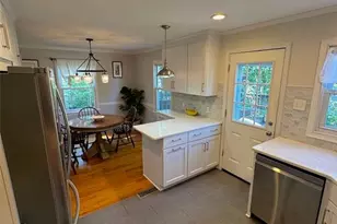 7009 Greenholly Dr, Affton, MO 63123 - Photo 16