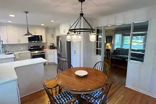 7009 Greenholly Dr, Affton, MO 63123 - Photo 12
