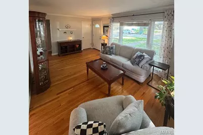 7009 Greenholly Drive, Affton, MO 63123 - Photo 8