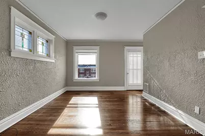 5027 Chippewa Street, Saint Louis, MO 63109 - Photo 4