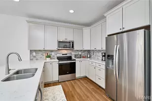 305 Copperfield Ct, Saint Charles, MO 63301 - Photo 6