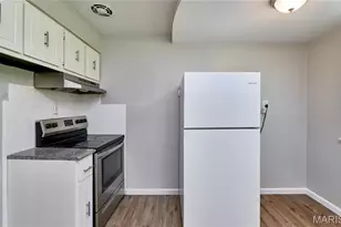 145 Clearview Dr, Florissant, MO 63033 - Photo 12