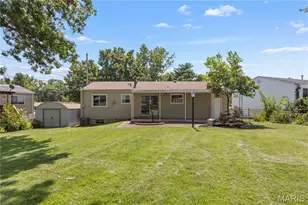 11919 Holly Brook Dr, Maryland Heights, MO 63043 - Photo 22