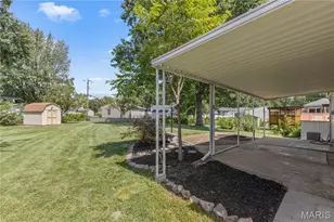 11919 Holly Brook Dr, Maryland Heights, MO 63043 - Photo 20