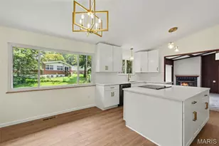 1540 Hialeah Pl, Florissant, MO 63033 - Photo 6