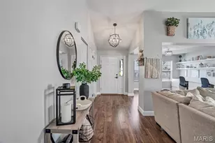 2046 Preston Woods Pkwy, Lake Saint Louis, MO 63367 - Photo 10