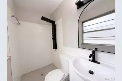 4358 Rhine Drive, Florissant, MO 63033 - Photo 6