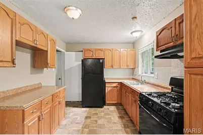 6720 Foxbend Court, Florissant, MO 63033 - Photo 6