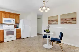2333 Wincanton Rd, Saint Louis, MO 63129 - Photo 10