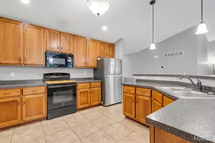 3851 Mystic Valley Dr, Imperial, MO 63052 - Photo 8