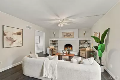 1009 Spinoza Place, Ballwin, MO 63011 - Photo 6