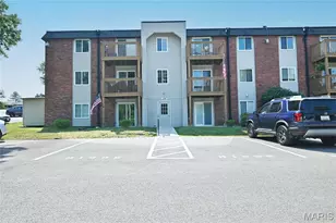 2745 Westphalia Ct, Oakville, MO 63129 - Photo 20