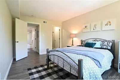 2745 Westphalia Court #F, Oakville, MO 63129 - Photo 12