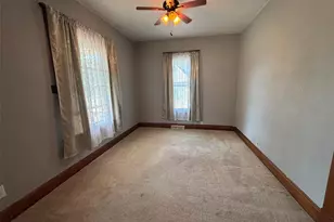 325 South Shelby St, Shelbina, MO 63468 - Photo 6