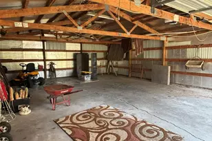 325 South Shelby St, Shelbina, MO 63468 - Photo 28