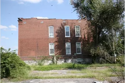 4744 Kensington Place, Saint Louis, MO 63108 - Photo 4