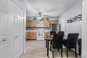 2562 Coppergate Square Dr, Saint Louis, MO 63129 - Photo 16