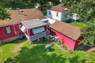1944 Falcon Dr, Hanley Hills, MO 63133 - Photo 6