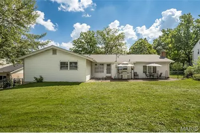 9363 Hazelridge Drive, Sunset Hills, MO 63126 - Photo 38