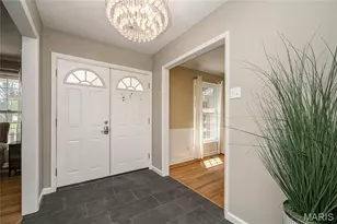 9363 Hazelridge Dr, Sunset Hills, MO 63126 - Photo 8