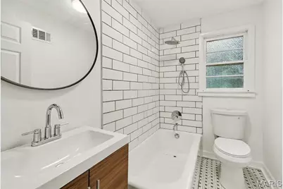 21 S Dellwood Avenue, Saint Louis, MO 63135 - Photo 14