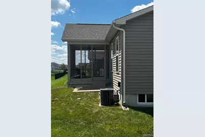 401 Copperfield Court, Saint Charles, MO 63301 - Photo 2