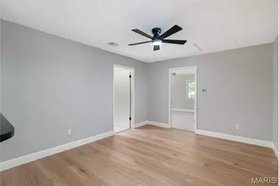 11200 Saint Clement Lane, Saint Ann, MO 63074 - Photo 10